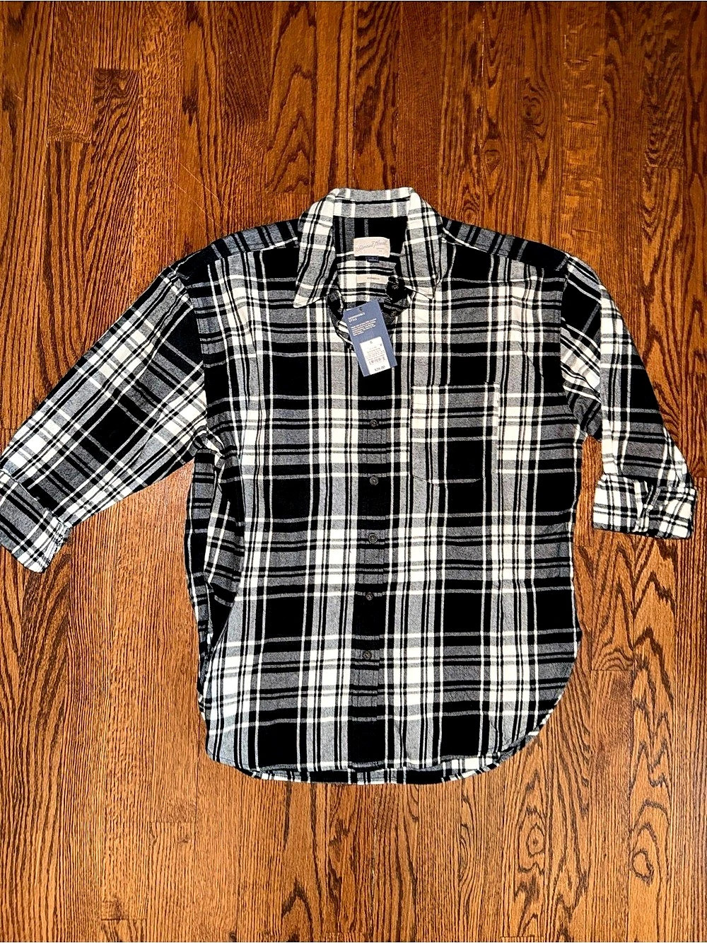 Universal Thread Oversized Fit Flannel Long Sleeve Button-Down Shirt Button-Down